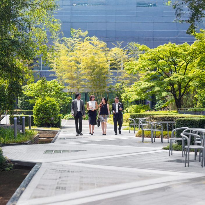 greenscape cyber square - Amenities - Business Garden Walkway